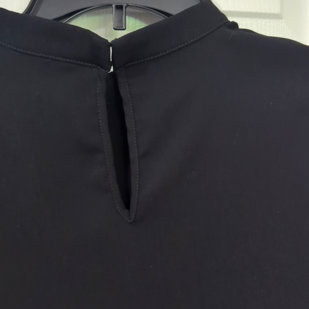 Express Elegant Black Women's Medium Top - Picture 5 of 8